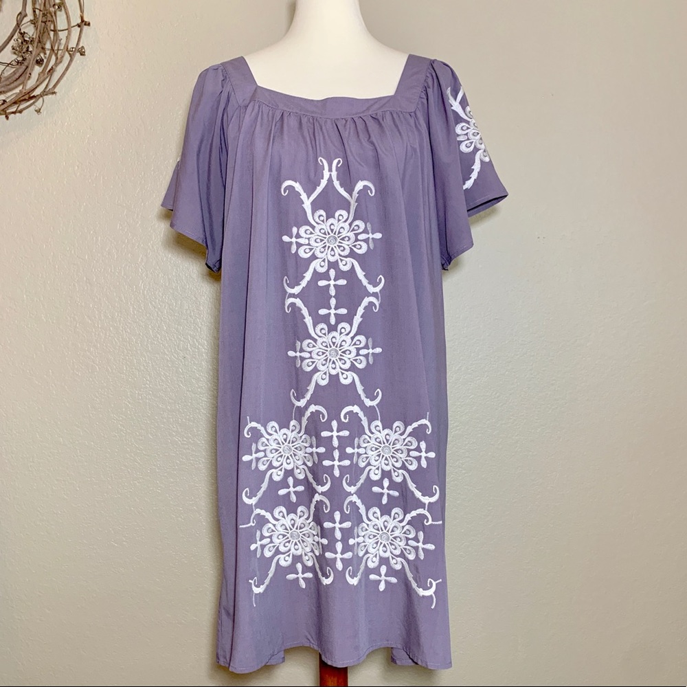 MODERN VINTAGE boutique dress size Large